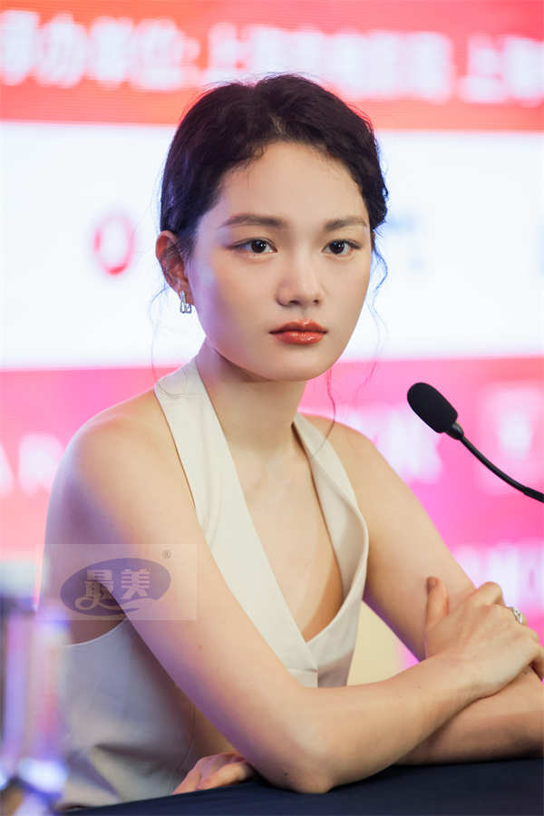 导演张大磊新作《星星在等我们》上影节世界首映 诗意聚焦笨拙追梦人备受推崇