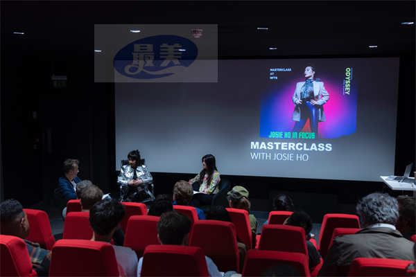 何超仪出席电影大师课:香港电影要用创意走向世界
