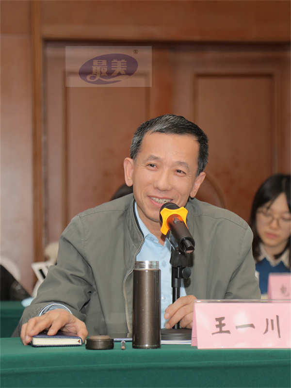 从他乡到故乡——《故乡，别来无恙》研讨会 真诚创作谱写时代情绪