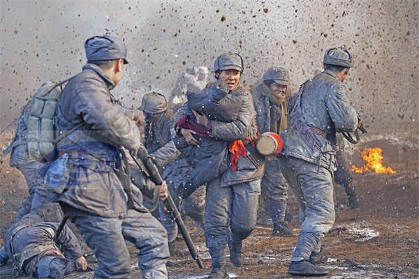 战争史诗电影《大突围》定档10月25日 抗大热血青年共赴荣光