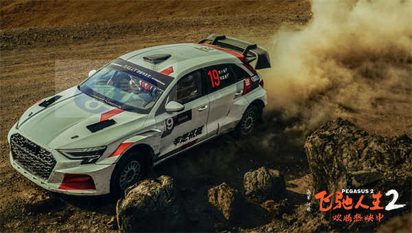 电影《飞驰人生2》发布“赛车改装”特辑 打造国际技术水准赛车彰显类型开拓意义