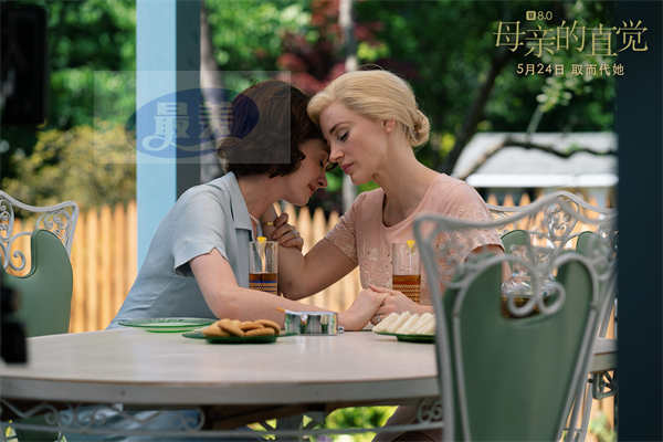 《母亲的直觉》“影后飙戏”片段释出 双影后演绎极限拉扯闺蜜情