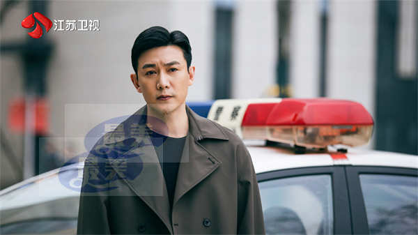 今晚开播!一起来看陆毅万茜演绎的《人民警察》故事