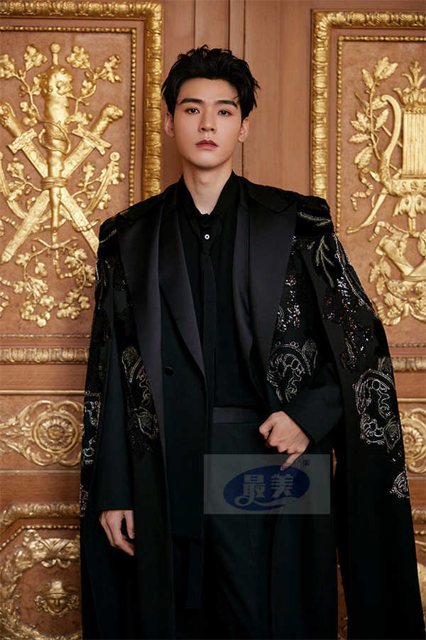 龚俊国际时装周圆满收官 时尚表现力获国际认可