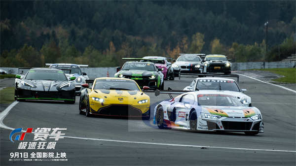 《GT赛车：极速狂飙》火热预售中 新特辑揭秘“真实感爆棚”细节