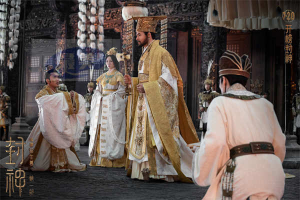 电影《封神第一部》发布服装道具特辑 以传统艺术再现神话想象世界