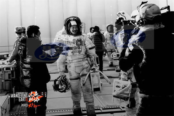 刘欢献唱《流浪地球2》 惊喜打造全新电音曲风