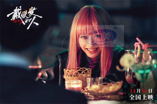 电影《戴假发的人》定档11月16日 黄晓明颠覆形象打造“人生角色”