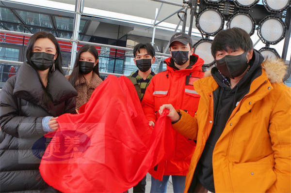 女性向悬疑剧再度发力 《双面爱人》宁波惊喜开机