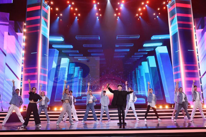 歌曲《有你，就有世界》交接仪式在武汉举行