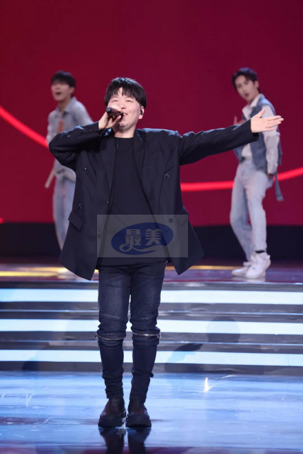 歌曲《有你，就有世界》交接仪式在武汉举行