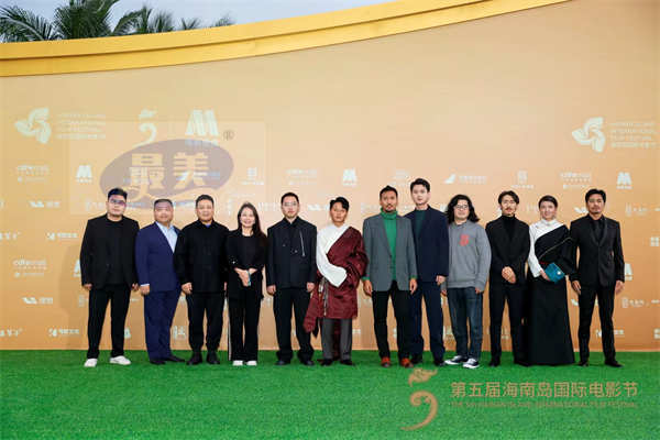 “层层递进直指人心” 《雪豹》获金椰奖最佳导演 国内首次放映好评如潮