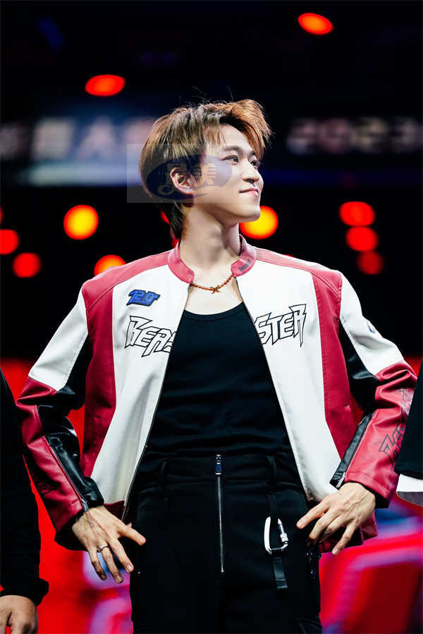 赞多担任2023WBD街舞大赛明星评委 演绎新单曲《Watch My Song》活力十足