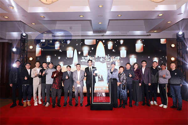 “全民目击”电影续作网剧舞台剧全布局 电影《过渡空间》2024暑期见