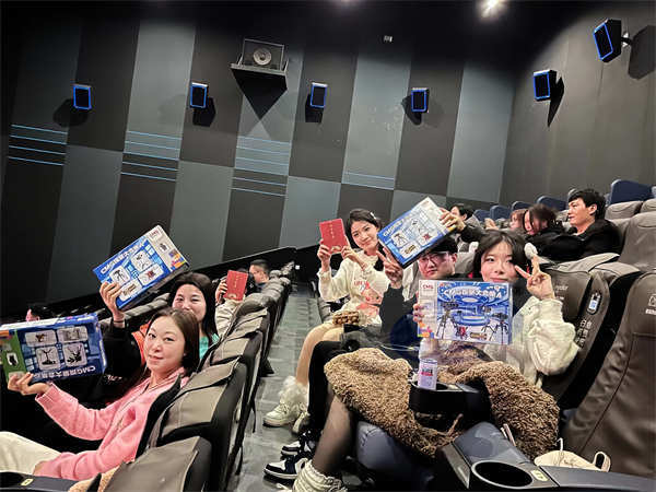 中央广播电视总台携手中国电影股份有限公司圆满呈现 龙年春晚影院公益直播点亮新春