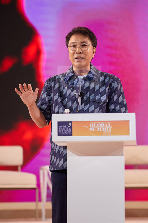 李秀满总制作人在第22届WTTC全球峰会上发表主题演讲，提出与文化相结合的植树活动，引发关注！