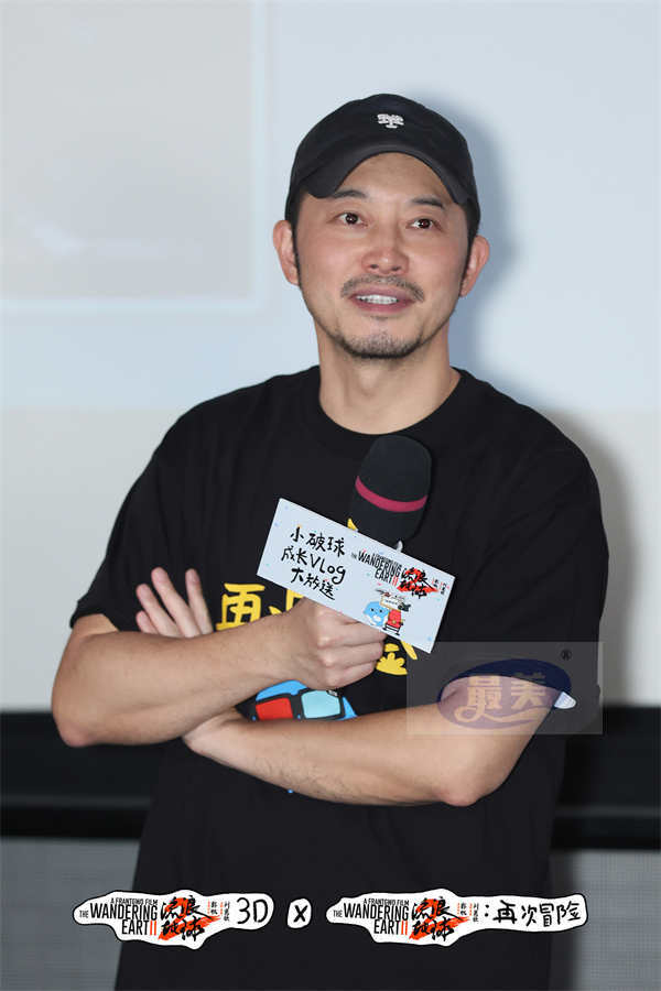 双黄小月饼新鲜出炉！电影《流浪地球2》3D版和纪录片重回大银幕