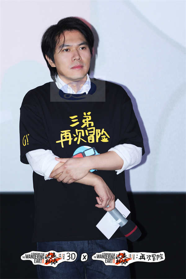 双黄小月饼新鲜出炉！电影《流浪地球2》3D版和纪录片重回大银幕