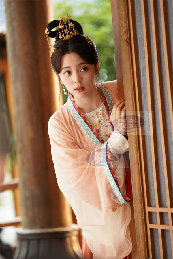 欧阳娜娜主演新剧《永安梦》开播 上演古风探案欢喜记