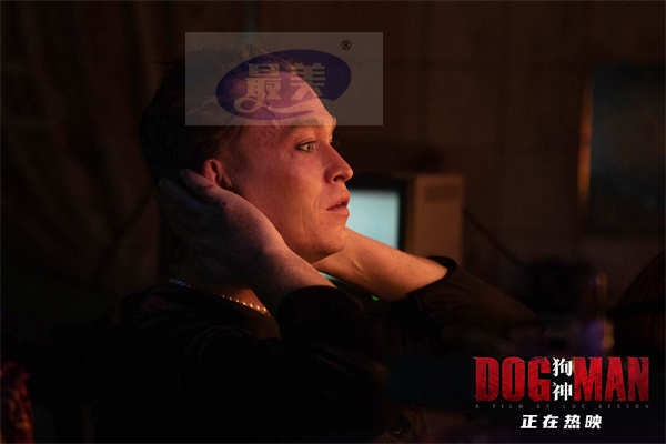 吕克·贝松女儿献唱《狗神》片尾曲 口碑佳作再添冬日温情