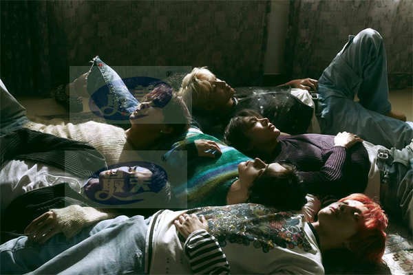 威神V将于11月1日携正规2辑回归，带来更加深邃的音乐感性！