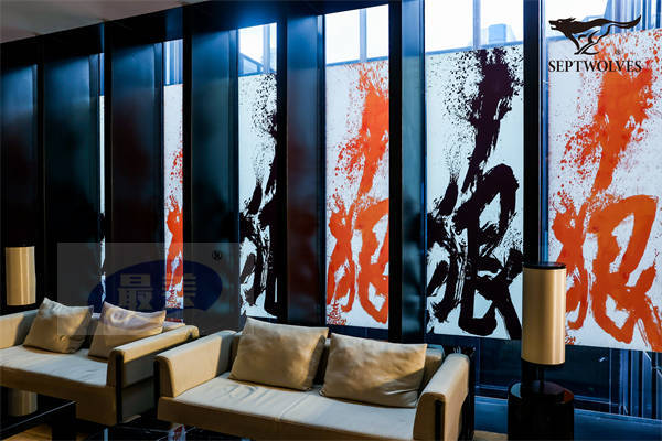 七匹狼跨界牵手艺术家陈文令,打造雕塑艺术时尚