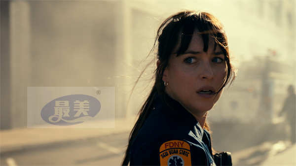 《蜘蛛女：超感觉醒》曝预告 《五十度灰》女主化身漫威超级英雄