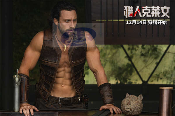 《猎人克莱文》超长片段曝光 漫威杀神血洗黑帮刀刀索命