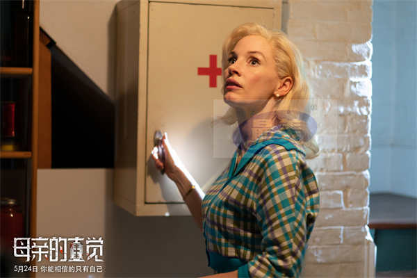 人性角斗场“疯批美人”直面人性 《母亲的直觉》上映惊心动魄