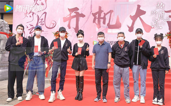 《灼灼风流》开机拍摄 景甜冯绍峰联手搞事业共守家国