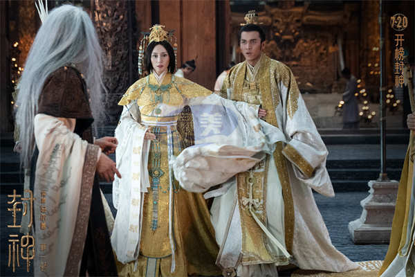 电影《封神第一部》发布服装道具特辑 以传统艺术再现神话想象世界