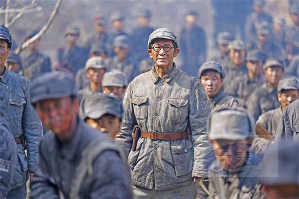 战争史诗电影《大突围》定档10月25日 抗大热血青年共赴荣光