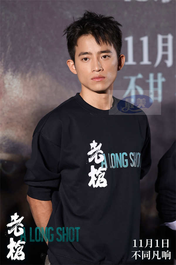 犯罪电影《老枪》11月1日上映 老实人祖峰被逼疯超前放映提前爆发