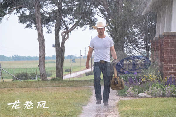 电影《龙卷风》曝“风暴追踪”预告 海外口碑绝赞超《2012》《后天》