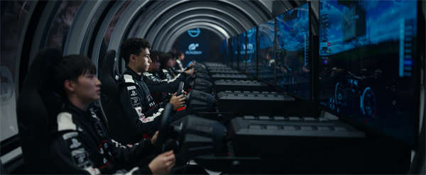 电影《头号赛车手》全球首曝预告 游戏少年成长为世界顶尖赛车手