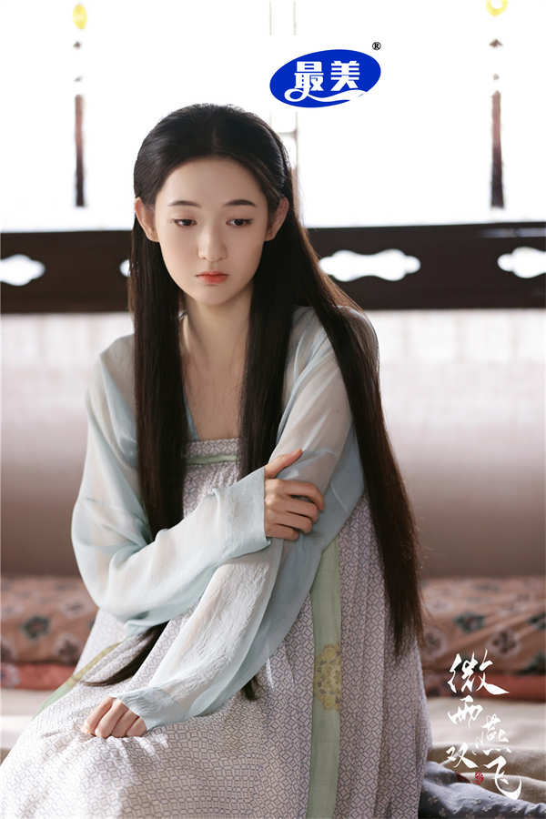 王玉雯新剧《微雨燕双飞》开播 挑战新角色命运跌宕引期待