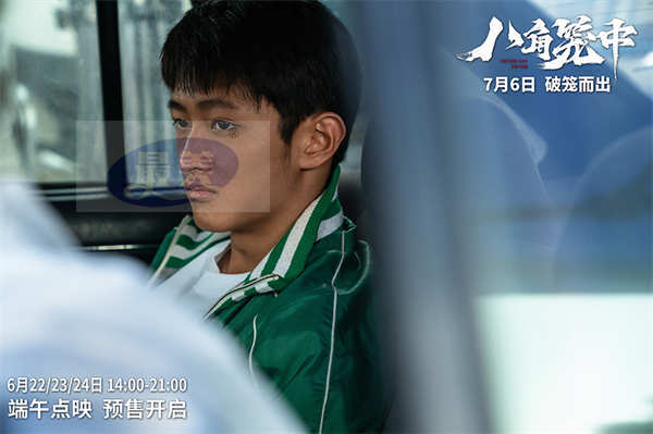 《八角笼中》开启预售   曝“破釜沉舟”版预告王宝强绝境中突围