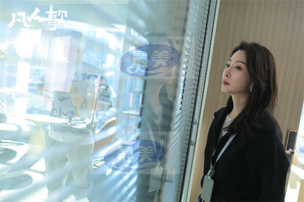 殷桃主演《小夫妻》今日收官 新式家庭关系全网热议不断