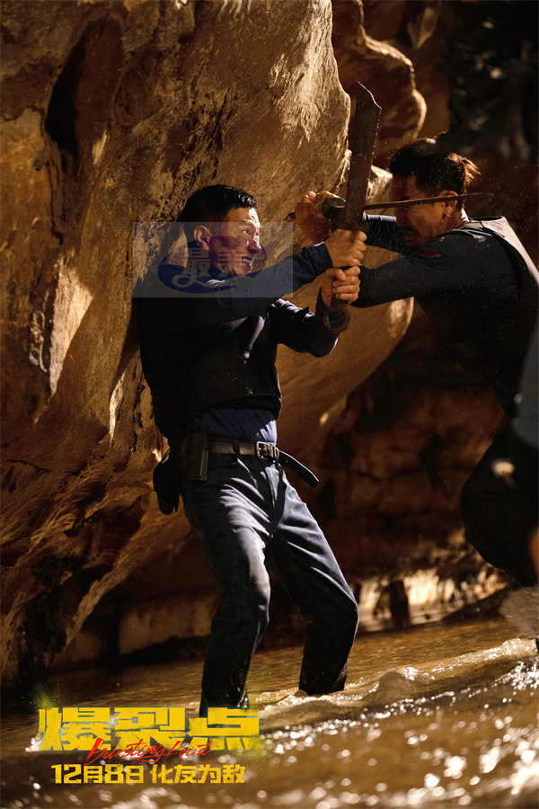 电影 《爆裂点》发“防爆警察”张家辉特辑 诠释好人与“戾人”一念之间一“爆”之隔