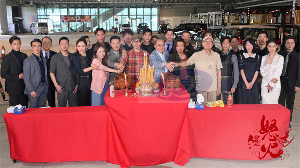 电影《怒火漫延》开机 刘德华谢霆锋再合体引燃罪恶之火