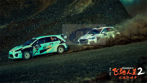 电影《飞驰人生2》全新特辑震撼揭秘实拍惊险赛车戏 韩寒携沈腾魏翔贾冰喜剧人欢聚沈阳路演