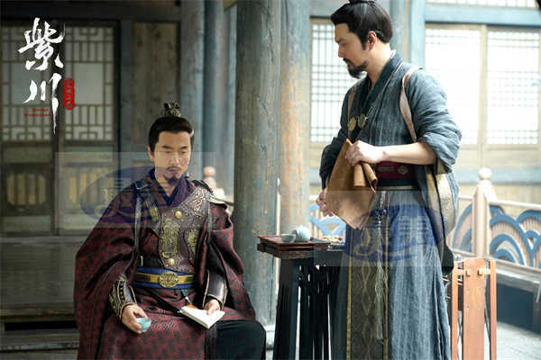 《紫川·光明三杰》正在热播 危机来临人物命运走向悬念丛生