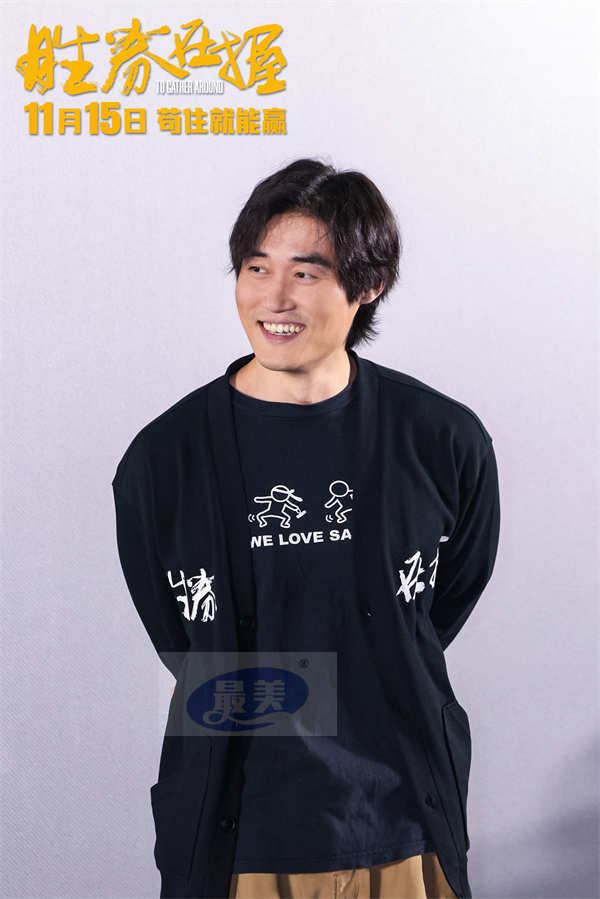 《胜券在握》超前观影口碑燃炸 年度“爽文”开启全国点映横扫班味