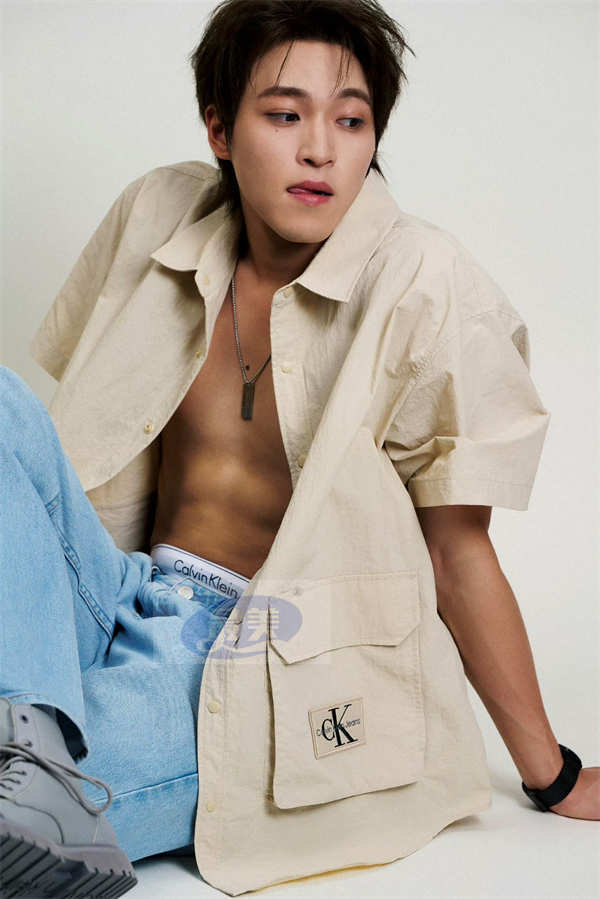 赞多出席上海品牌活动 新歌连唱尽显超强舞台实力