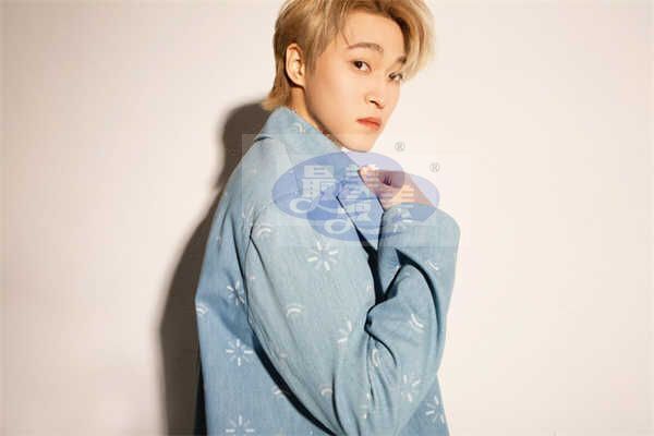 赞多获“腾讯音乐榜新生代歌手” 新歌《两人的世界》温暖治愈 (5).jpg 赞多获“腾讯音乐榜新生代歌手” 新歌《两人的世界》温暖治愈