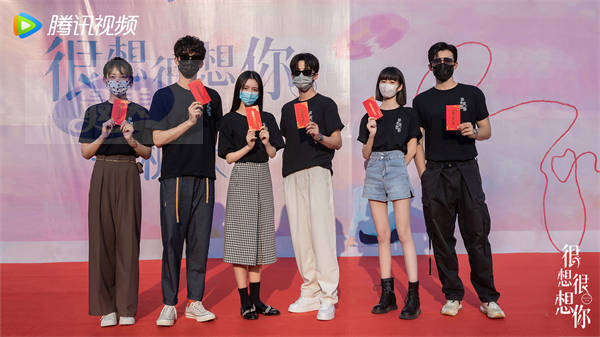 《很想很想你》开机 檀健次周也因“声”结缘打造新国风声恋剧