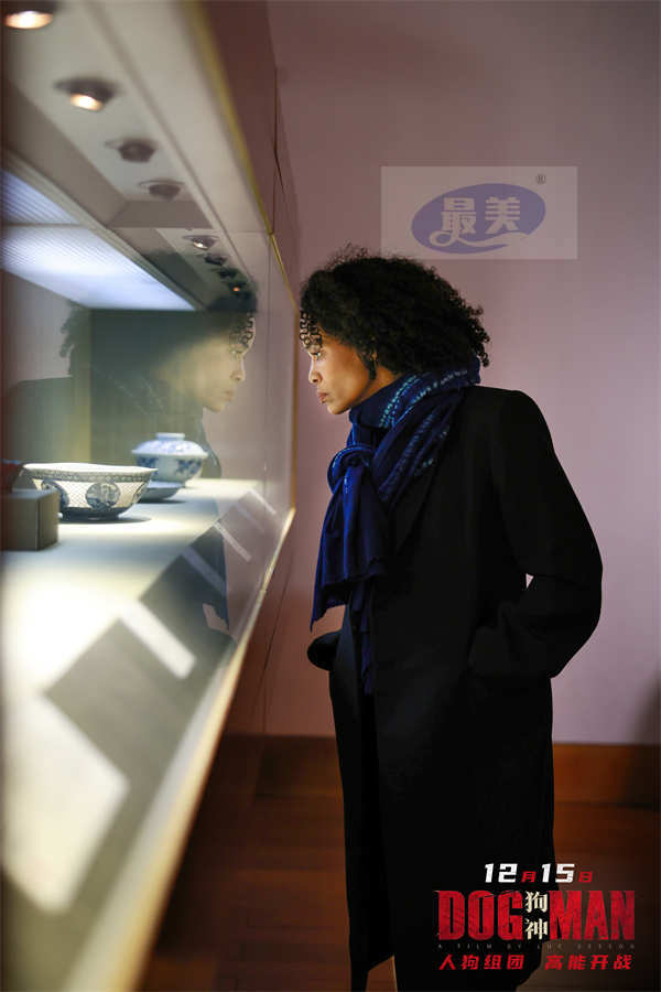 吕克·贝松携新作《狗神》苏州路演 “残酷又温暖”击中观众泪腺