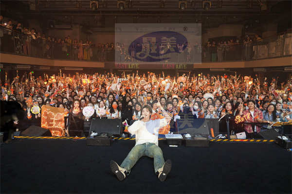 赞多AboutSanta2023巡演正式开启 北京站新歌首唱音乐狂欢不停歇