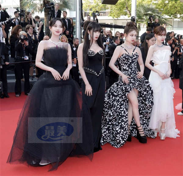 aespa作为K-POP组合首次参加戛纳国际电影节！红毯上爆发“Spicy”话题性！