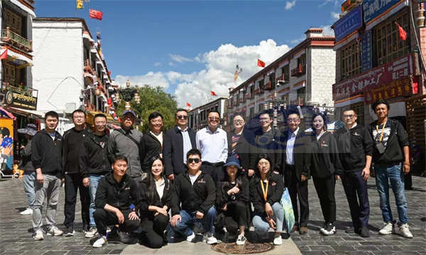 高海拔淬炼精品 国家广电总局重点剧集《日光之城》顺利杀青